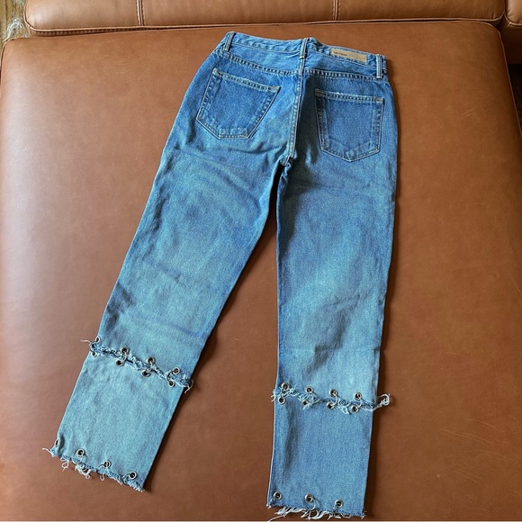 NWIT GRLFRND Helena Grommet Detail Crop Jeans - Picture 6 of 7
